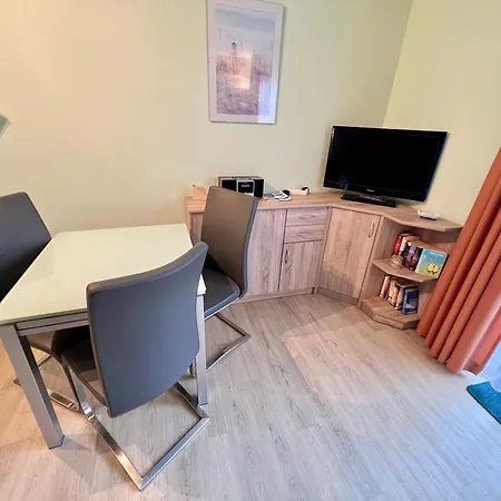 Lotsenkoje Appartement Zingst